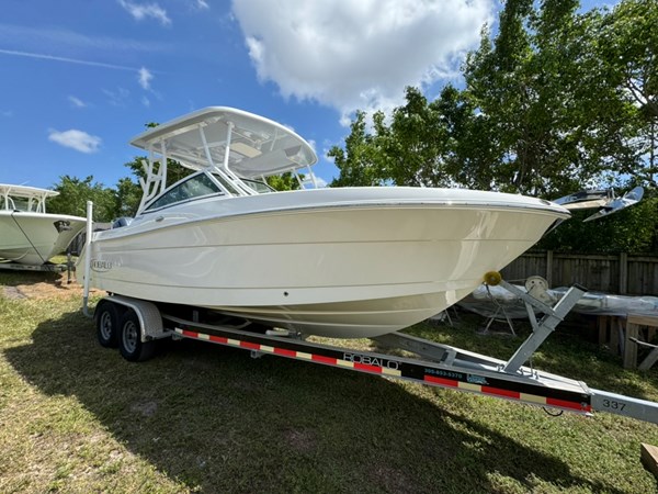 3_2021 24ft Robalo R247 Dual Console