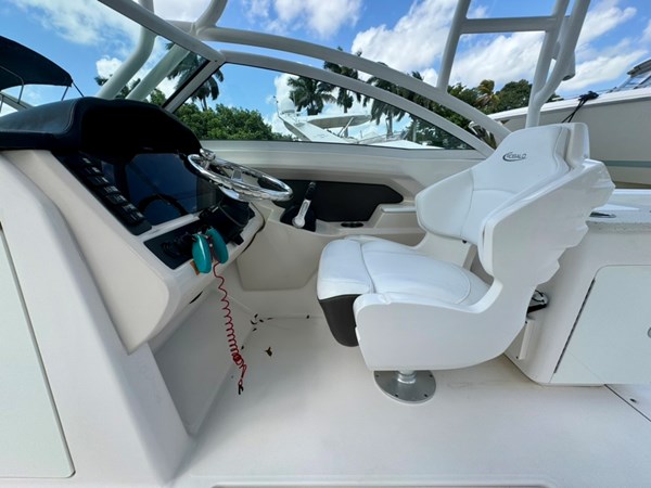 19_2021 24ft Robalo R247 Dual Console
