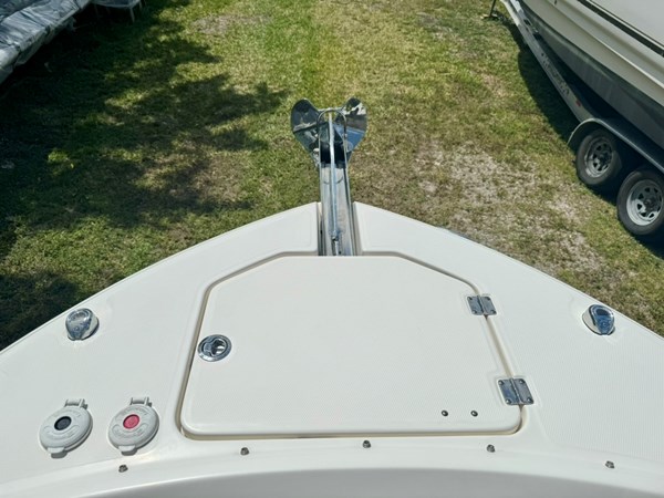 30_2021 24ft Robalo R247 Dual Console