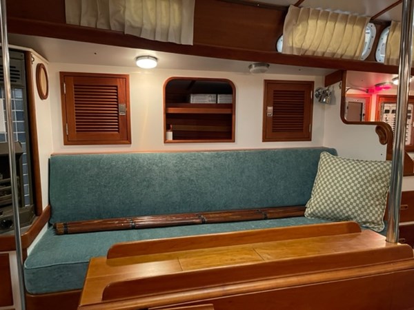 Salon Starboard Side