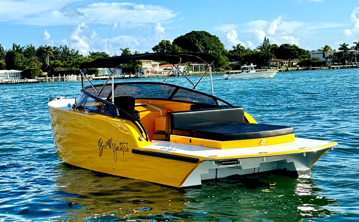 10_2023 35ft VanDutch Sport V35