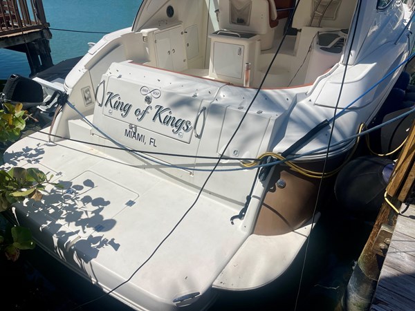 8_2006 42ft Cruisers 420 Express KING OF KINGS