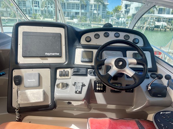 13_2006 42ft Cruisers 420 Express KING OF KINGS