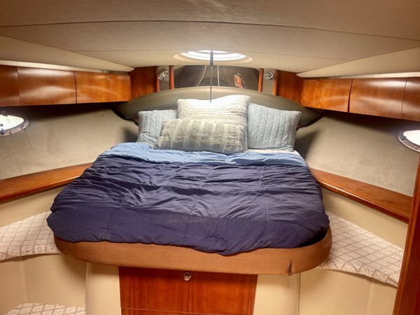 25_2006 42ft Cruisers 420 Express KING OF KINGS