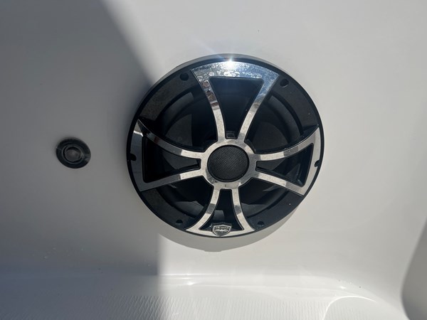 14_2019 28ft Blue Wave 2800 Pure Hybrid