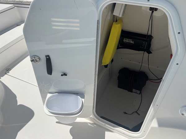 17_2019 28ft Blue Wave 2800 Pure Hybrid