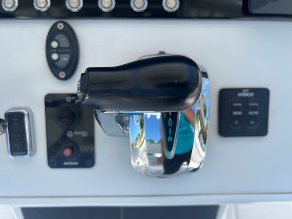 27_2019 28ft Blue Wave 2800 Pure Hybrid