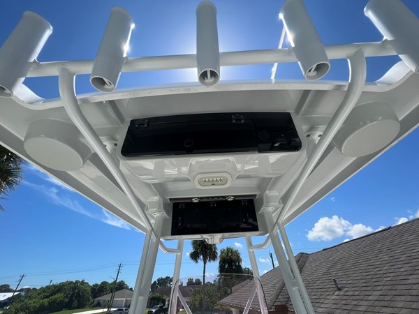 28_2019 28ft Blue Wave 2800 Pure Hybrid