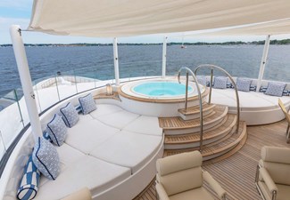 Bella Vita 44 