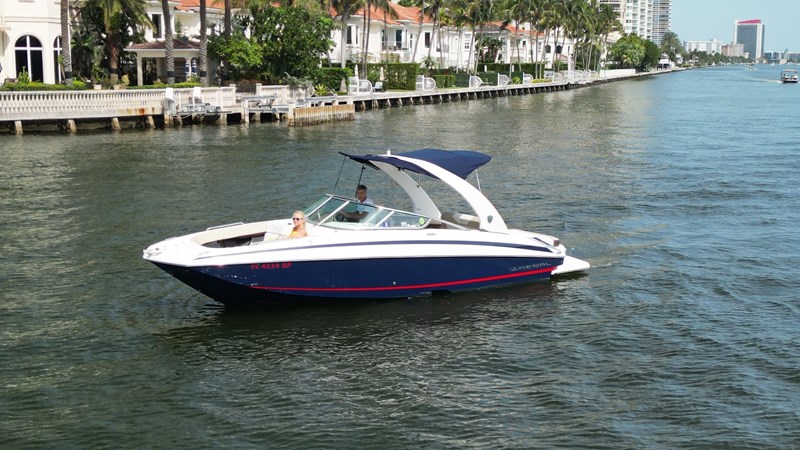 2_2014 27ft Regal 2700 Bowrider