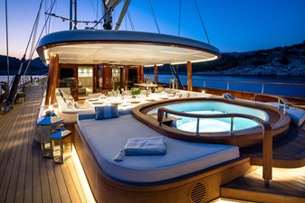 SIMENA 25 SIMENA 2026 ARES SHIPYARD INC. ARES 62 Cruising Ketch Yacht MLS #411364 25