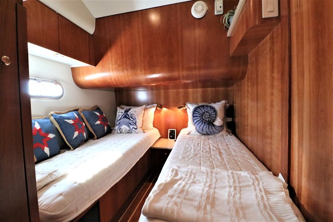 Bunk Cabin 