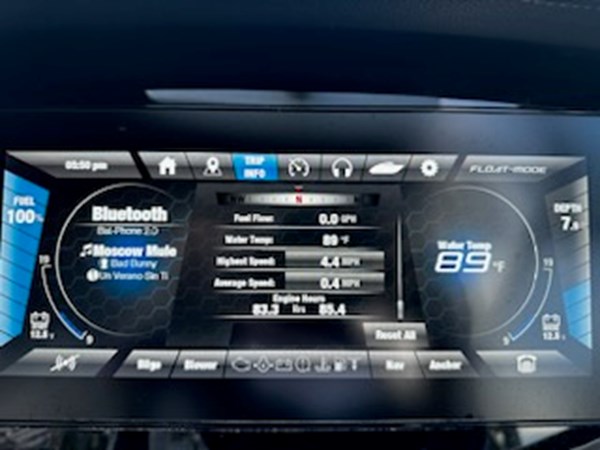 4_2020 24ft Yamaha 242X