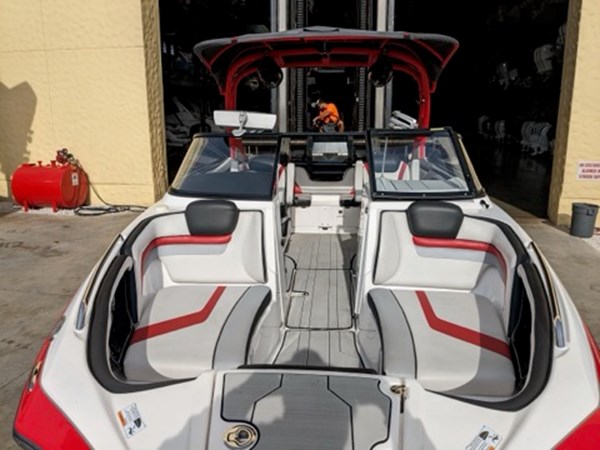 8_2020 24ft Yamaha 242X