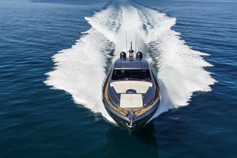 Pershing 6X   9 Pershing6XCruising_0012_52532