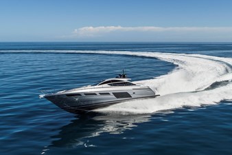 Pershing 6X   11 Pershing6XCruising_0014_52534