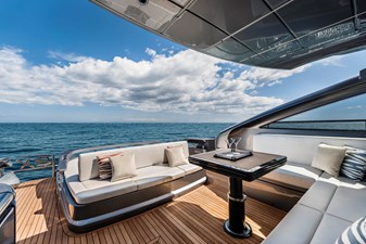 Pershing 6X   22 Pershing6XCruising_0008_52528
