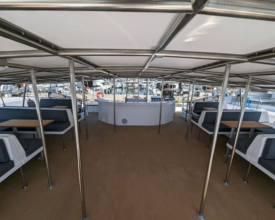 9144192_20231122044734944_1_XLARGE