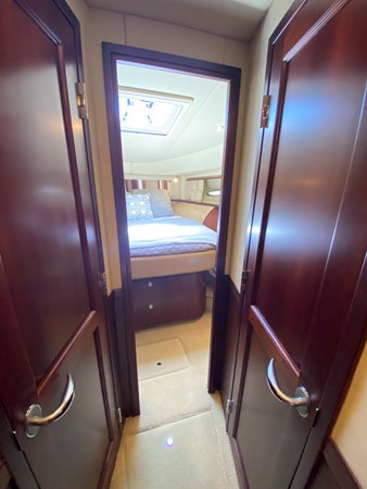 52_2006 58ft Sea Ray 580 Sedan Bridge BLUE PEARL