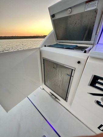 TIARA YACHTS F44 FLYBRIDGE - Yacht for sale