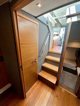 TIARA YACHTS F44 FLYBRIDGE - Yacht for sale