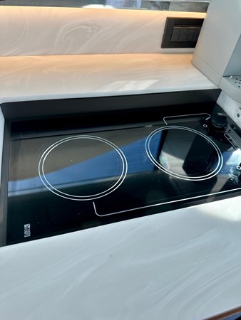 TIARA YACHTS F44 FLYBRIDGE - Yacht for sale