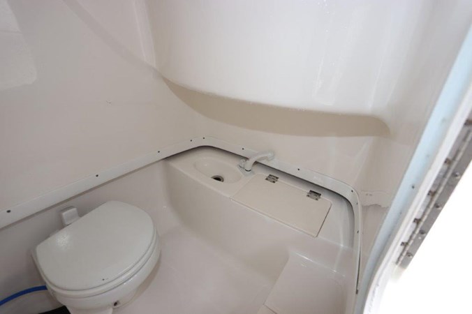 19_2017 26ft Robalo R260