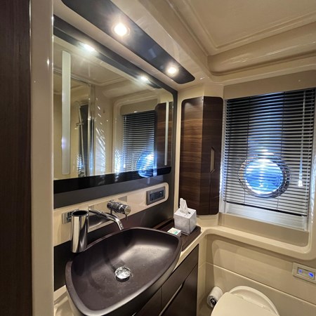 23_2015 50ft Azimut 50 Flybridge MER-SEA