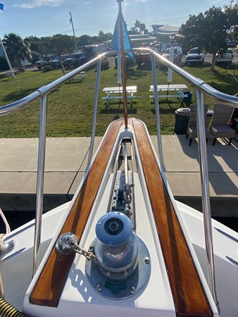 5_1994 70ft Hatteras 70 Cockpit M_Y LUMBER AWAY IV