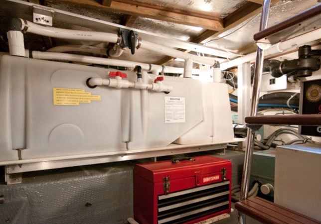 74_1994 70ft Hatteras 70 Cockpit M_Y LUMBER AWAY IV