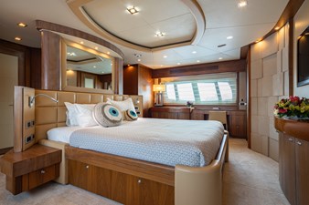 ROUND MIDNIGHT 16 ROUND MIDNIGHT 2011 SUNSEEKER  Motor Yacht Yacht MLS #412118 16
