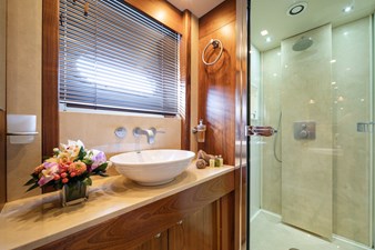 ROUND MIDNIGHT 21 ROUND MIDNIGHT 2011 SUNSEEKER  Motor Yacht Yacht MLS #412118 21