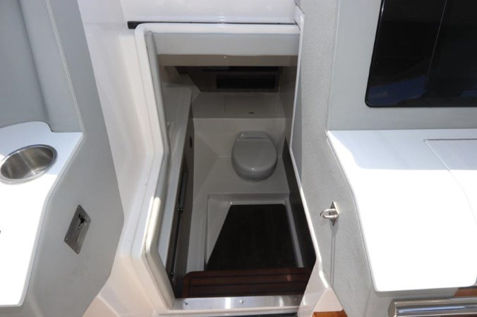 18_2022 36ft Regal LX36