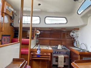 AUNTIE 6 Galley