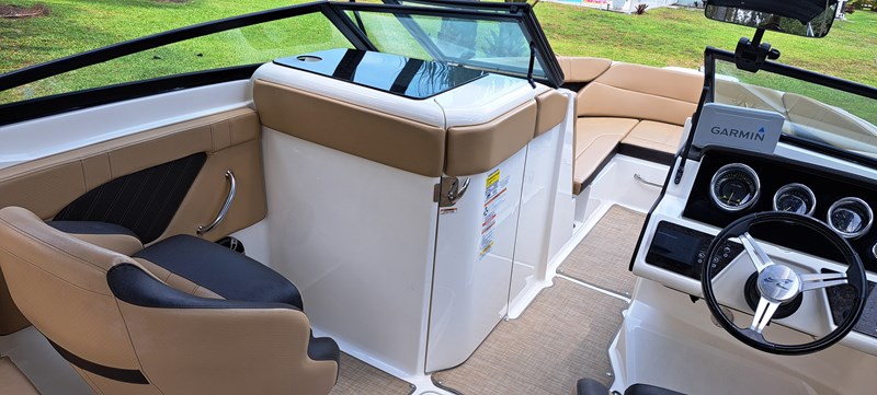 21_2019 23ft Sea Ray 230 SPX