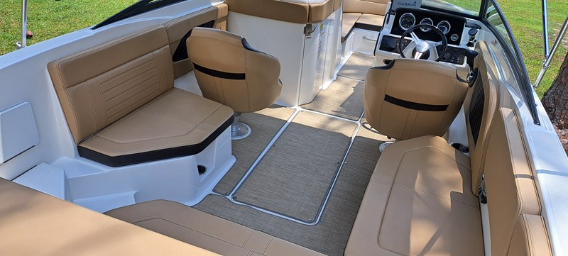 29_2019 23ft Sea Ray 230 SPX