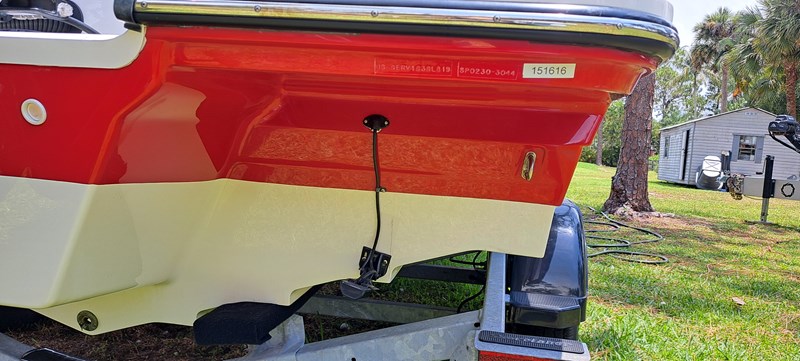 45_2019 23ft Sea Ray 230 SPX