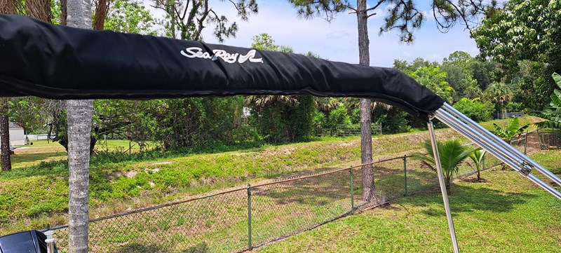 51_2019 23ft Sea Ray 230 SPX