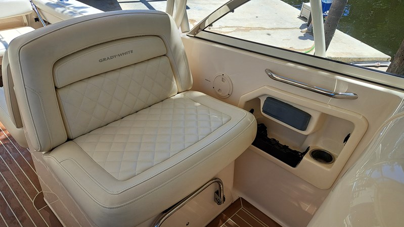 22_2018 28ft Grady-White 285 Freedom