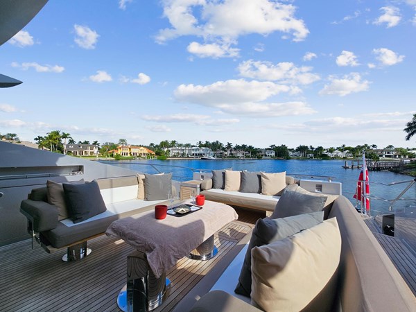 2008 124ft Palmer Johnson IZUMI(23)