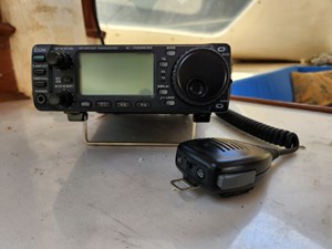 LICKETY SPLIT 42 HF Radio