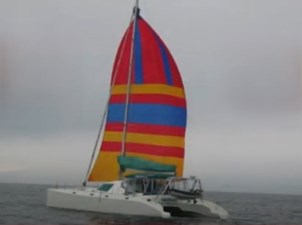 LICKETY SPLIT 59 Under Way Spinnaker