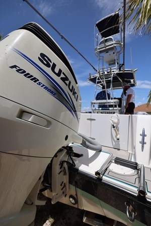 6_2001 30ft Contender 27 Open LATE FEES