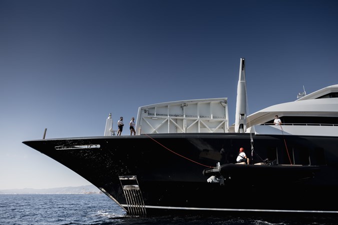 Loon 221' -  Bow and Garage Door in the Open Position
