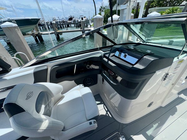 10_2022 26ft Chaparral 267 SSX