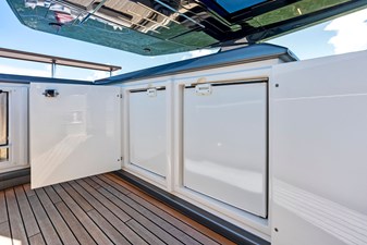 Ferretti 850 38 