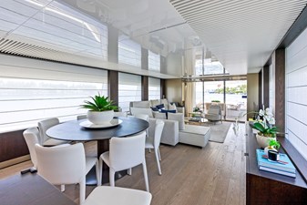 Ferretti 850 47 