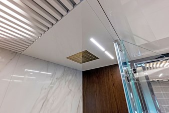 Ferretti 850 73 