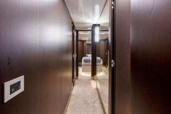 Ferretti 850 76 