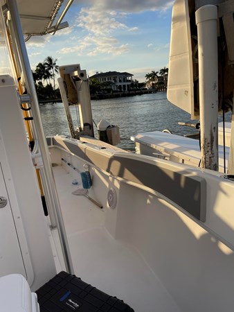 43_2021 25ft Dusky 252 T